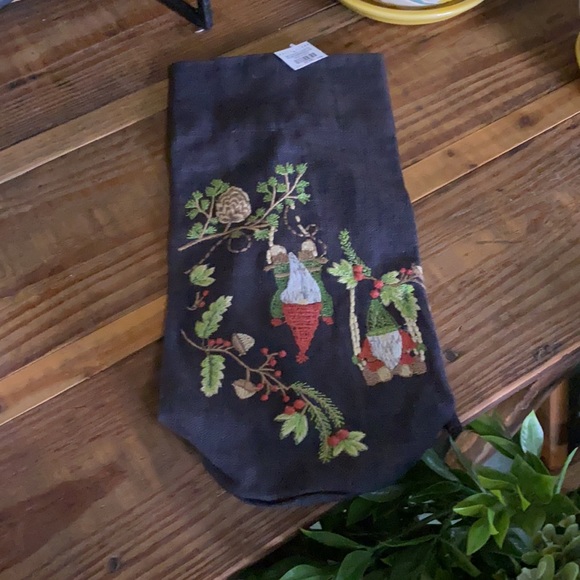 Pottery Barn Holiday Swinging Gnome Embroidered Cotton Gifting Wine Bag Cozy - Picture 2 of 14